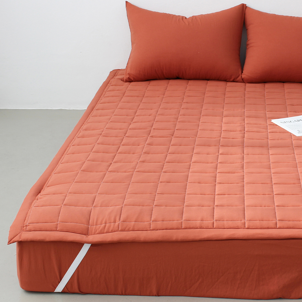 부드러운 아멜리 워싱 고정밴딩 침대패드 번트 브릭, Q(퀸)