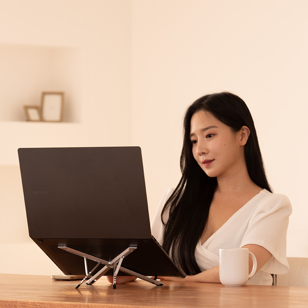 플렉시젠X 접이식 노트북 거치대 알루미늄 맥북 거치대 스탠드 휴대용 - 상세 이미지 2