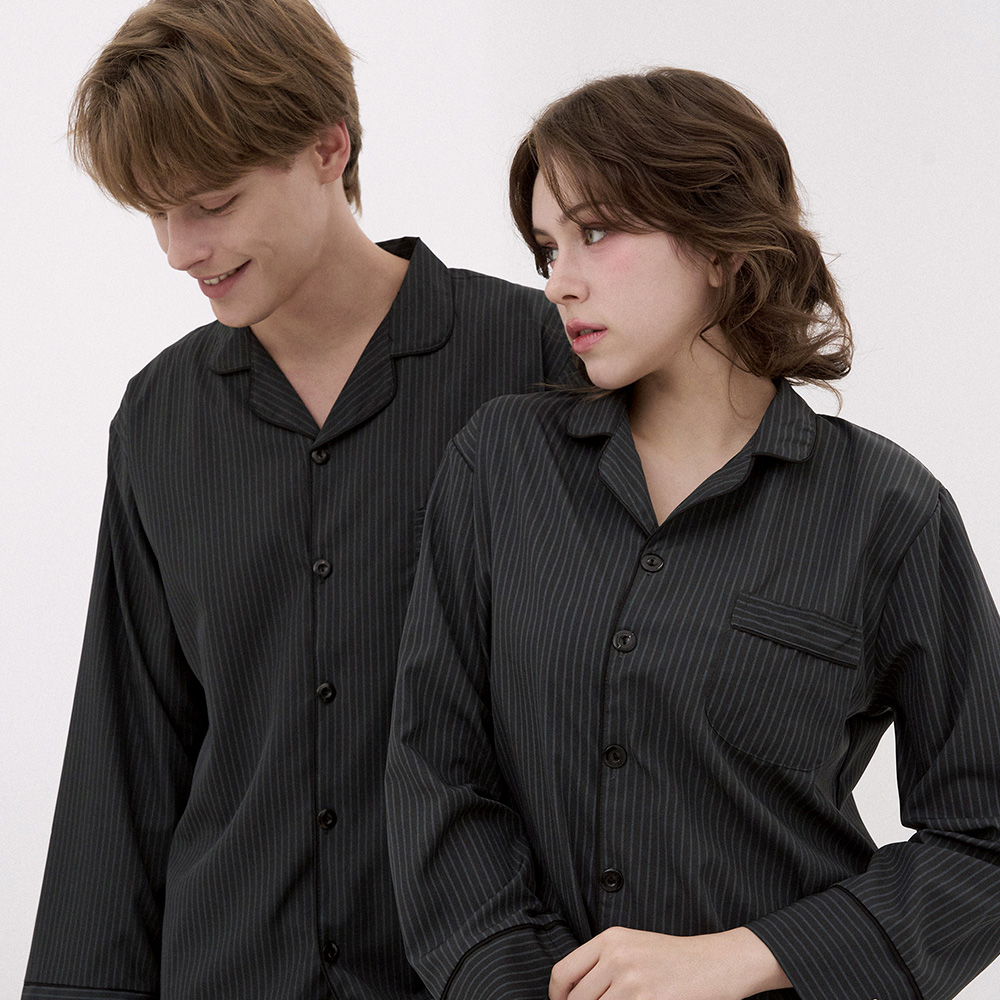 [2PACK]실크핏 모던 블랙 긴팔 카라 커플 잠옷 세트 홈웨어 - 상세 이미지 2