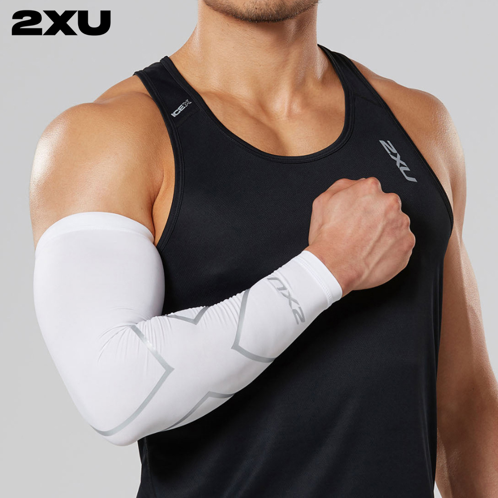 2XU 암슬리브 팔토시 컴프레션 암가드 싱글 UA3196AWHT-SIL - 상품 이미지