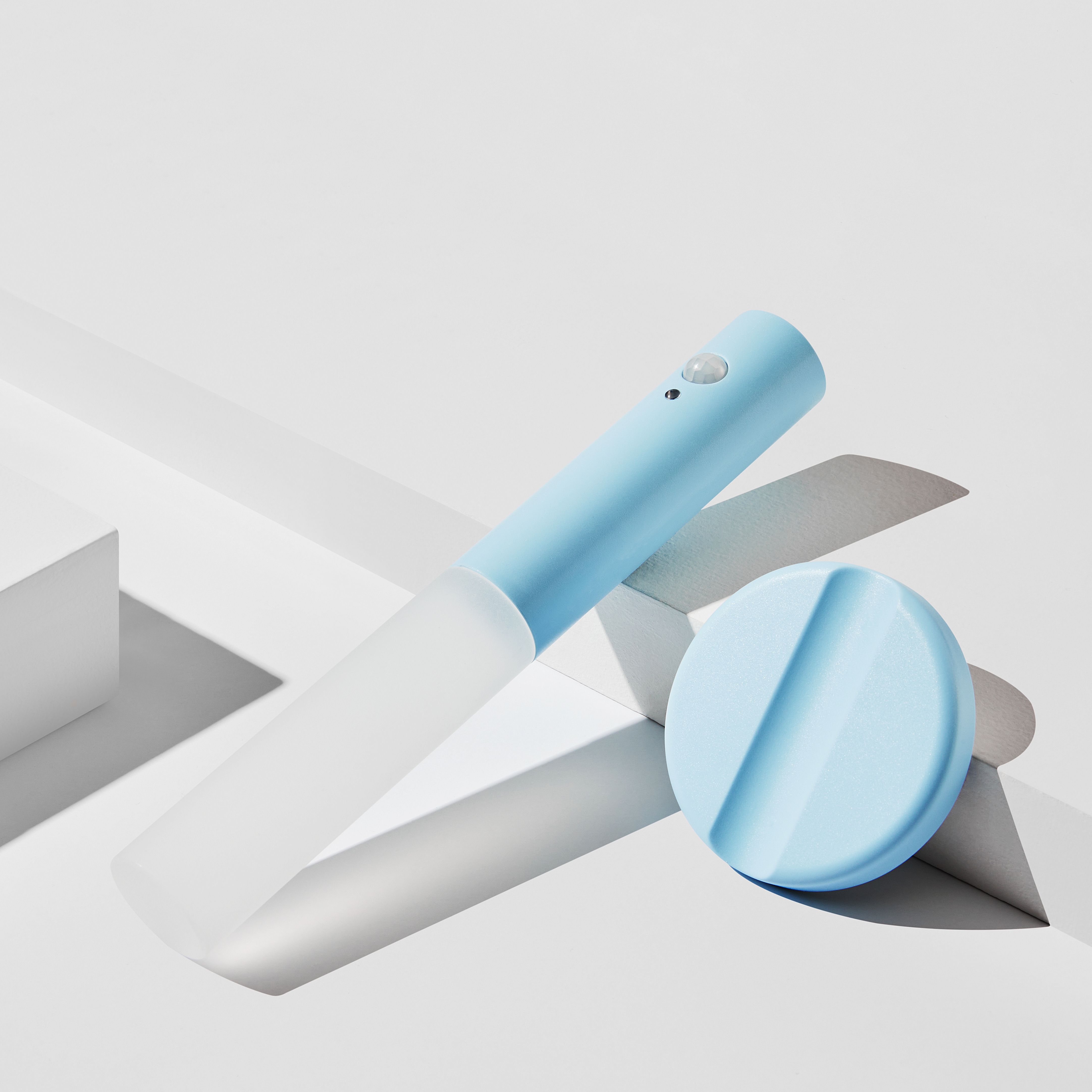 빌리온톤 무선 센서 자석부착 무드등 PASTEL 조명 스카이블루 - 상품 이미지