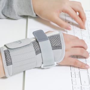 [N도착보장] 빔핏 반깁스 손목보호대 재활 고정 팔목 아대 부목 골절 건... 운동러 솔직 후기 | 실사용 리뷰 - 상품 이미지 2