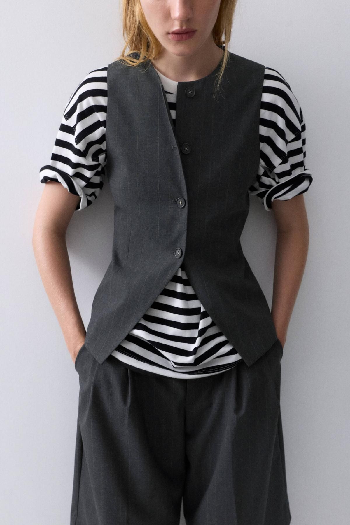 풀앤베어 테일러드 롱 핀스트라이프 베스트 7801/302 ANTHRACITE GREY - 상세 이미지 2