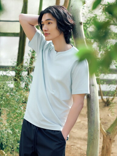 탑텐 남성 쿨에어 코튼 텍스쳐드 슬릿넥 반팔 티_MSE2TS1005