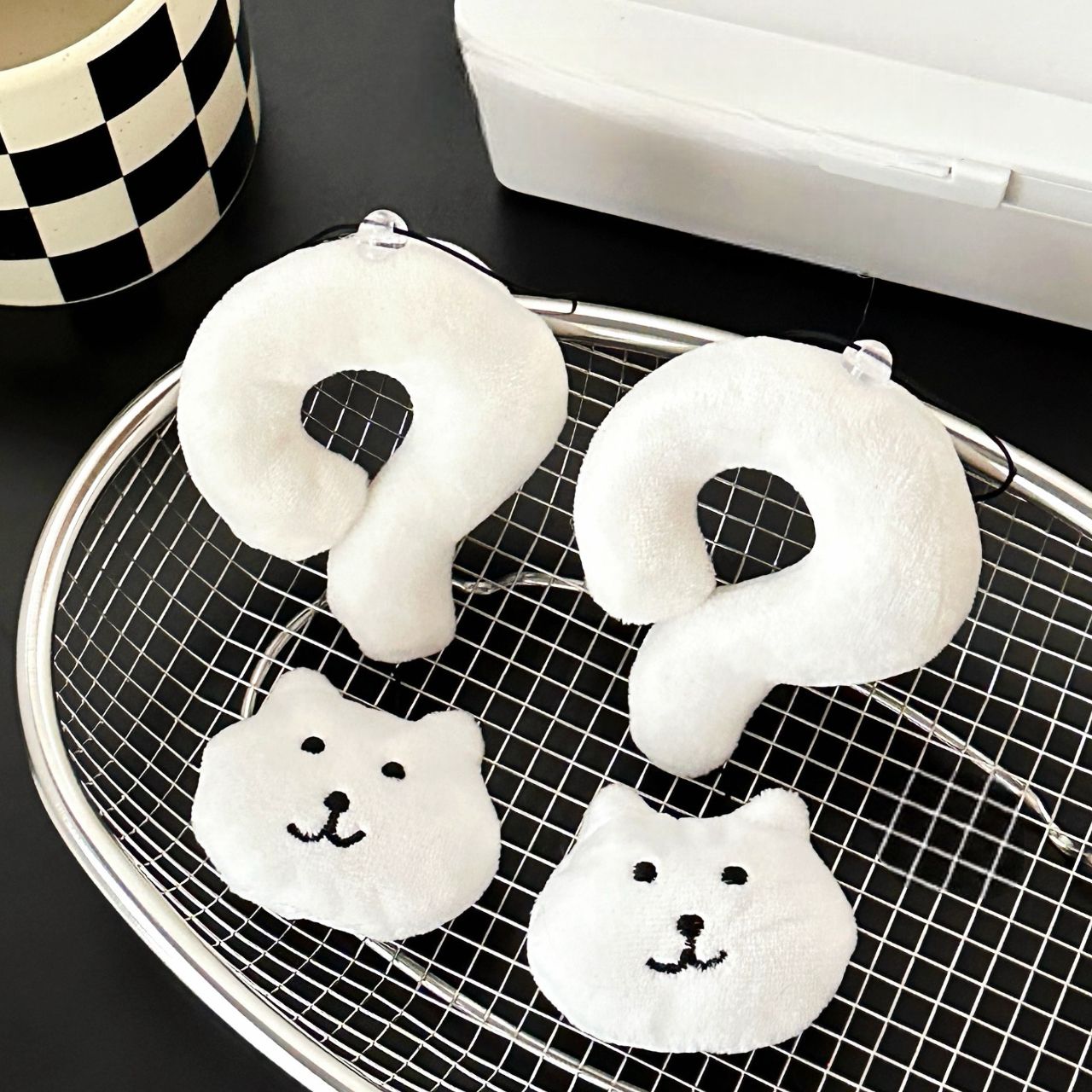 농담곰 못생긴 물음표 곰돌이 곰탱이 인형 키링 키홀더 가방고리 가방참 백참 가꾸 백꾸 참장식 쓸데없는 친구 우정 선물 커플 키링 - 상세 이미지 5