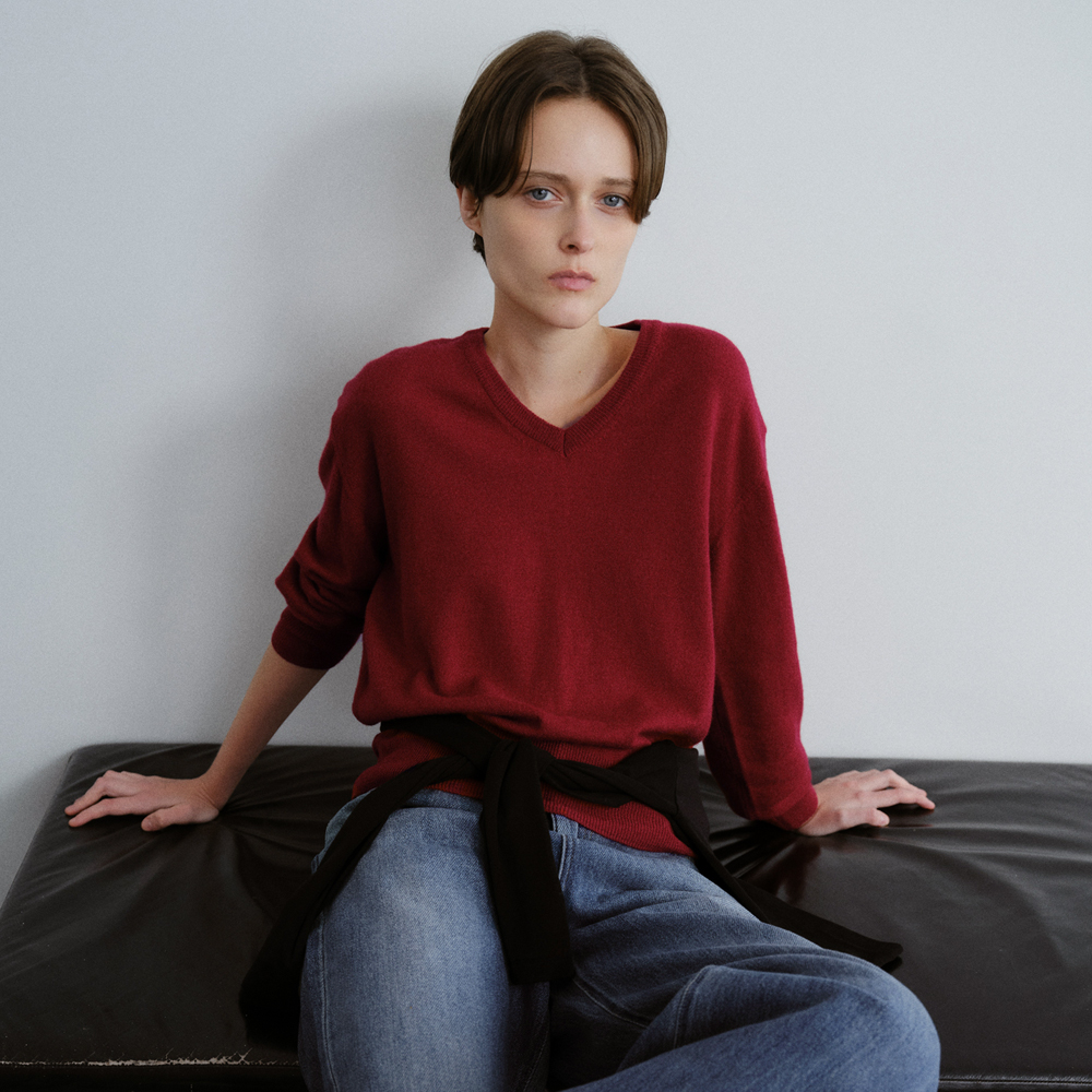 [블루브릭] Basic wool v-neck knit (red) - 상품 이미지