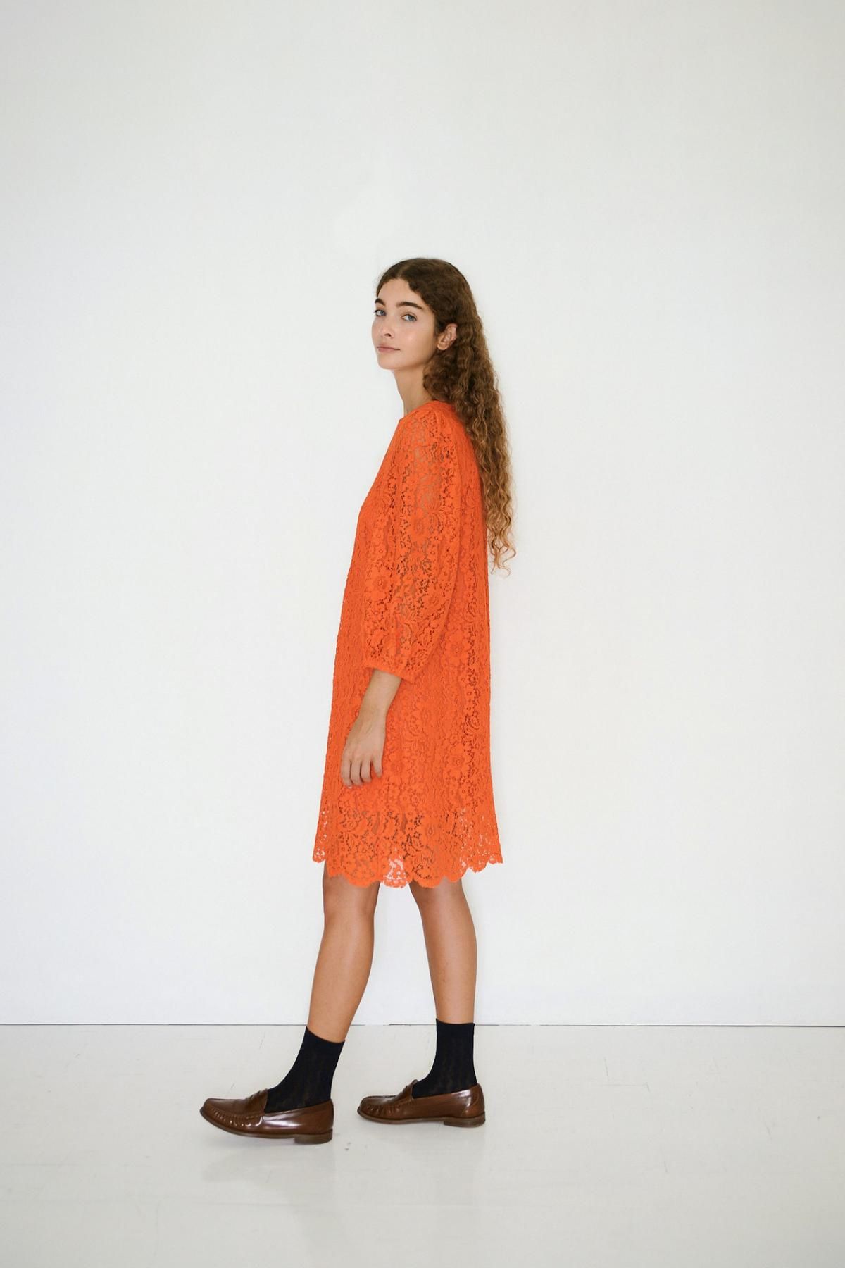 타이니코튼 썸머 레드 레이스 퍼프소매 미니 원피스 AW25-605J08 ONE COLOR - 상세 이미지 5