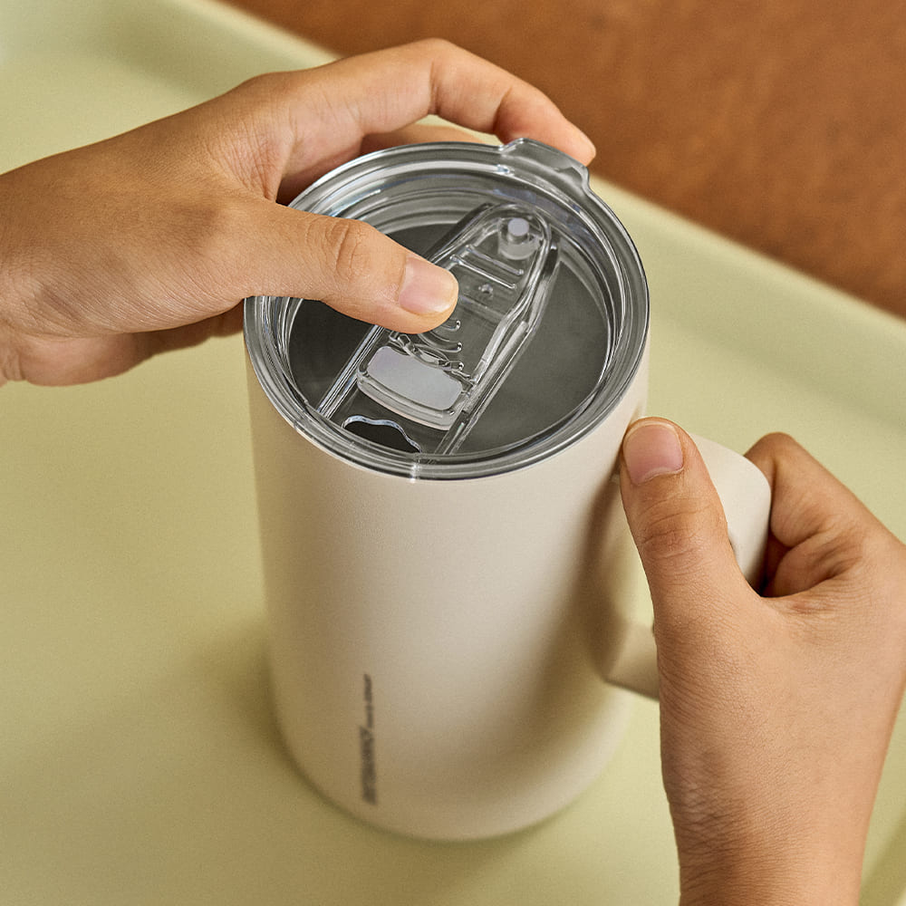 세척 편한 보온 보냉 사무실에서 쓰기 좋은 손잡이 리유저블 텀블러 700ml, 애쉬그레이