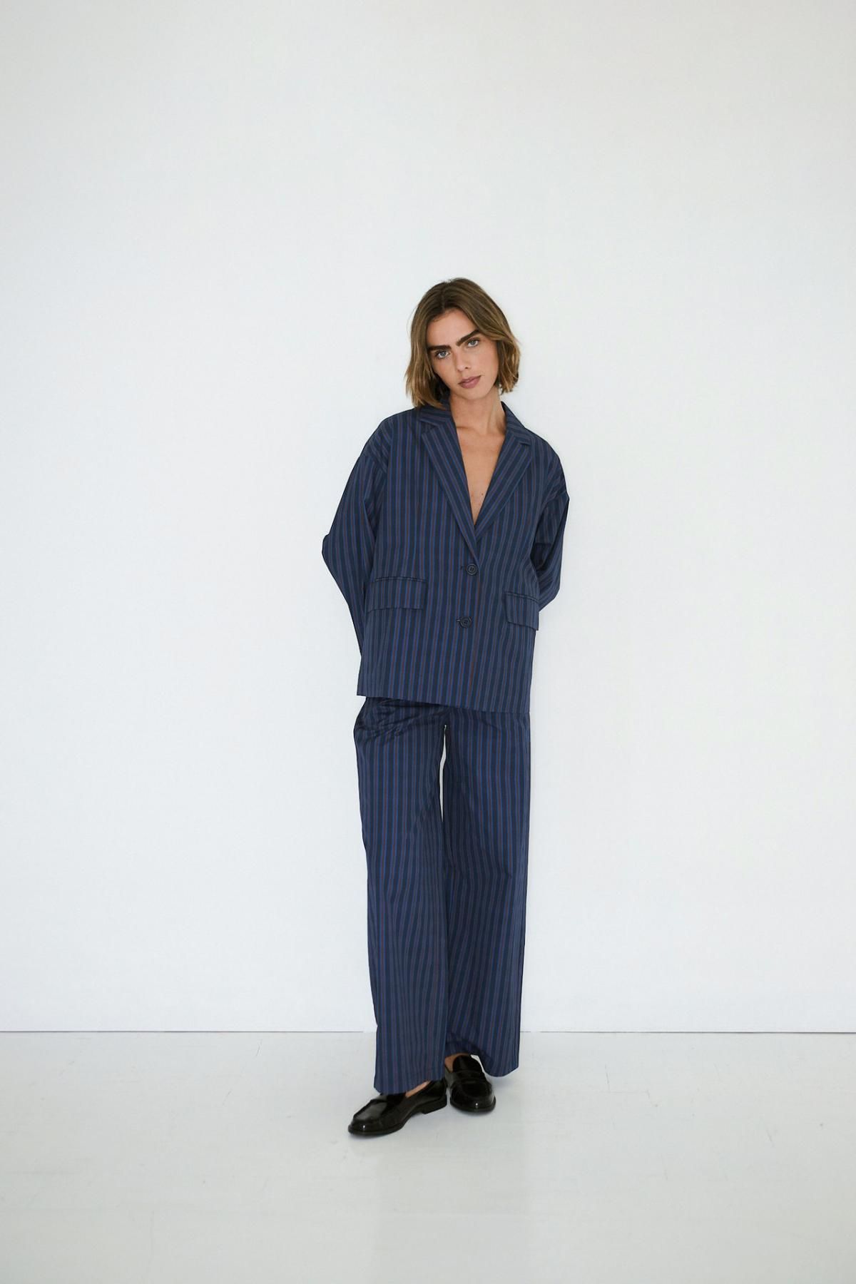 타이니코튼 네이비 스트라이프 테크니컬 코튼 와이드 팬츠 AW25-750107 ONE COLOR - 상세 이미지 3