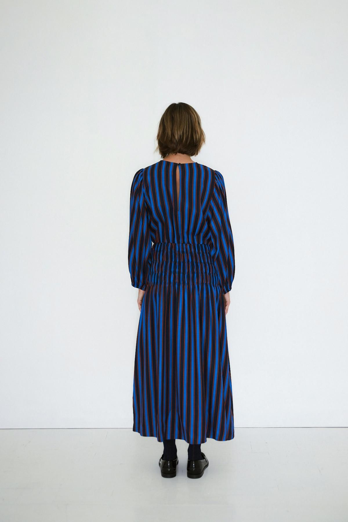타이니코튼 스트라이프 네이비 미디 원피스 AW25-619107 ONE COLOR - 상세 이미지 4