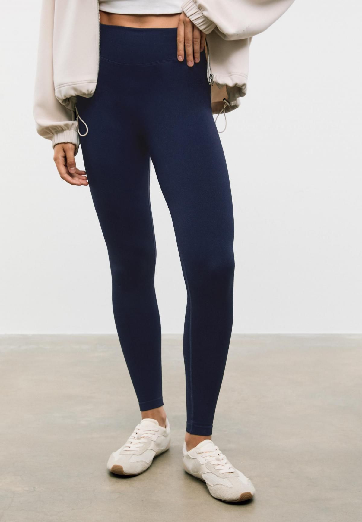 스트라디바리우스 하이라이즈 소프트 스컬프트 레깅스 8651/273 NAVY BLUE - 메인 이미지