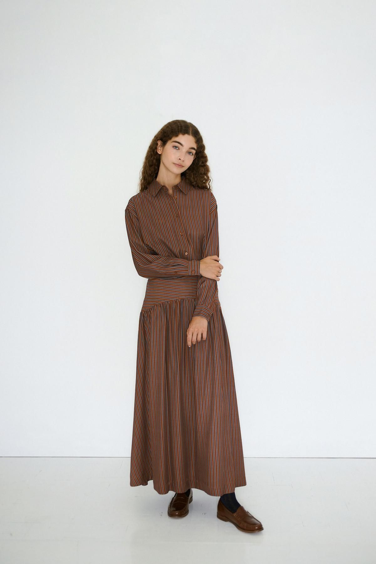 타이니코튼 스트라이프 브라운 미디 스커트 AW25-616M06 ONE COLOR - 상세 이미지 5