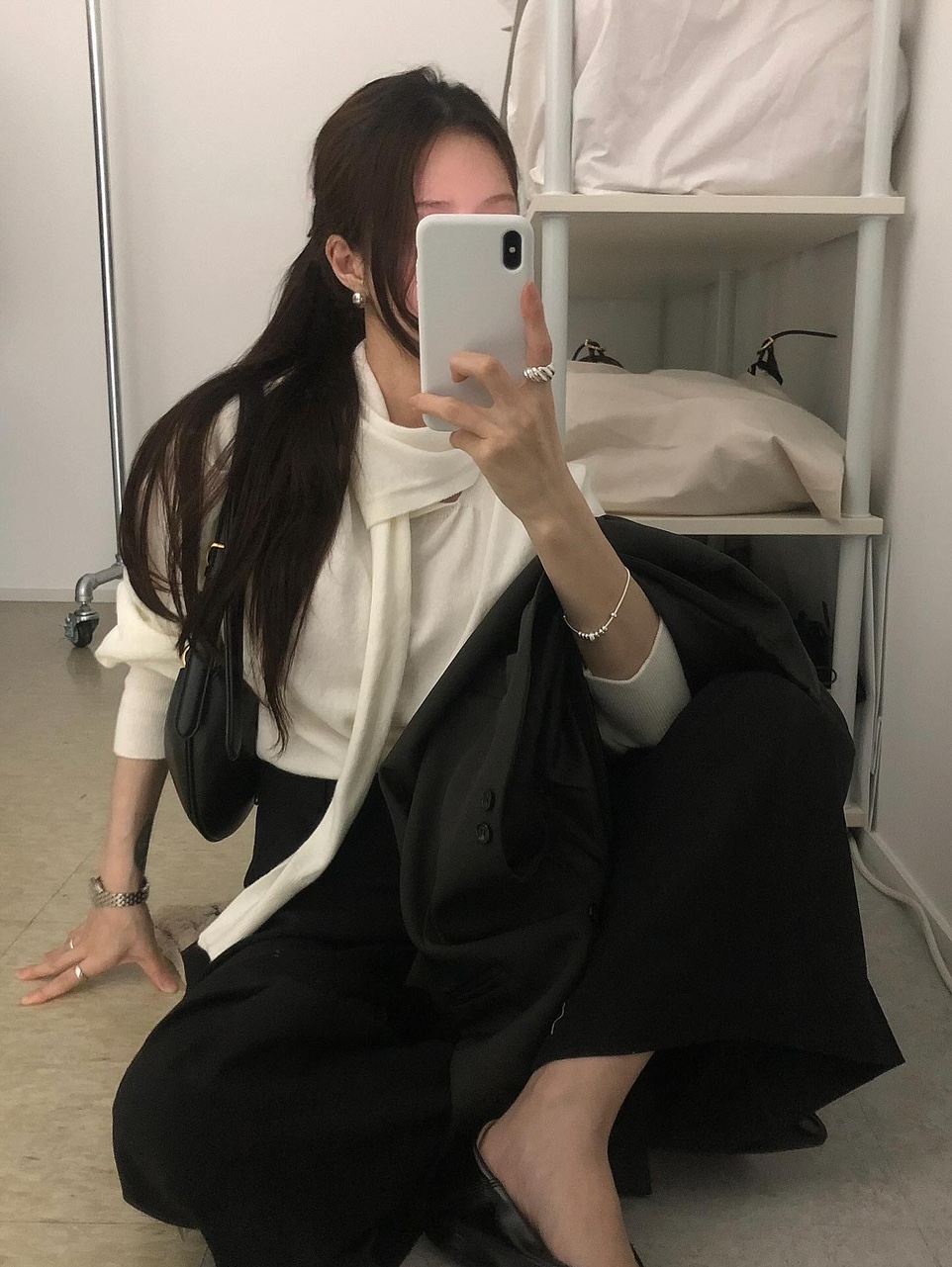 도모 여성 가을 레이어드 이너 루즈핏 오버핏 타이 울 긴팔 니트 - 상세 이미지 3
