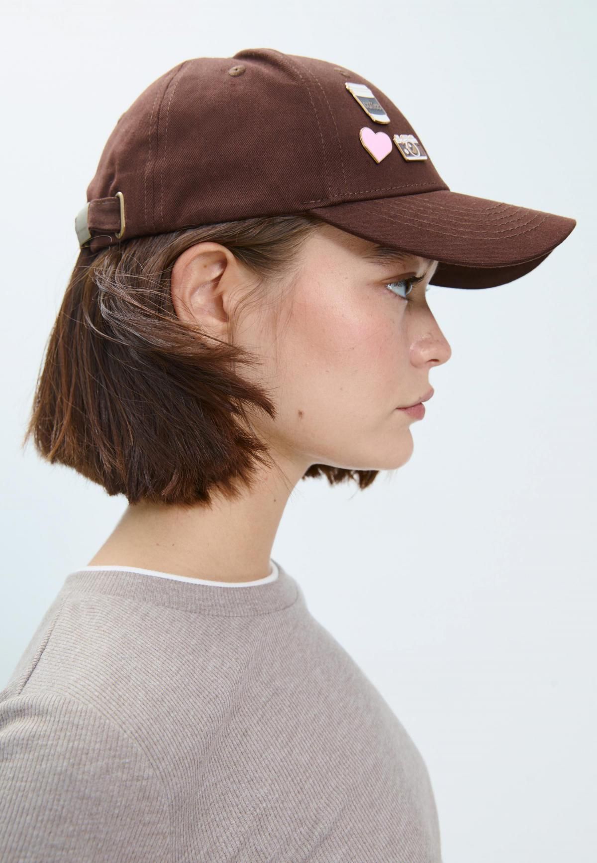 스트라디바리우스 유니크 브라운 멀티 배지 캡모자 3829/903 BROWN - 상세 이미지 4