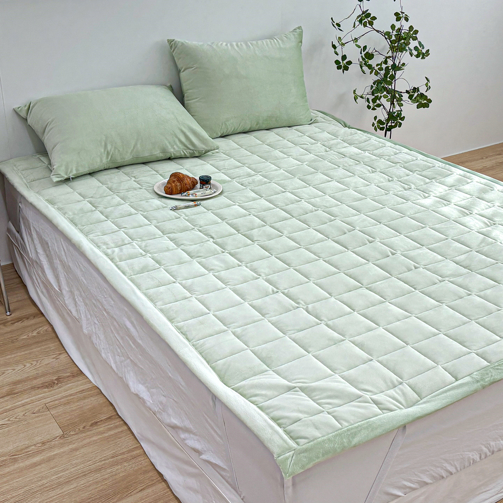 포근한 윈터테일 겨울 밍크 극세사 고정밴딩 침대패드 페어리 라임, DK(더블킹)