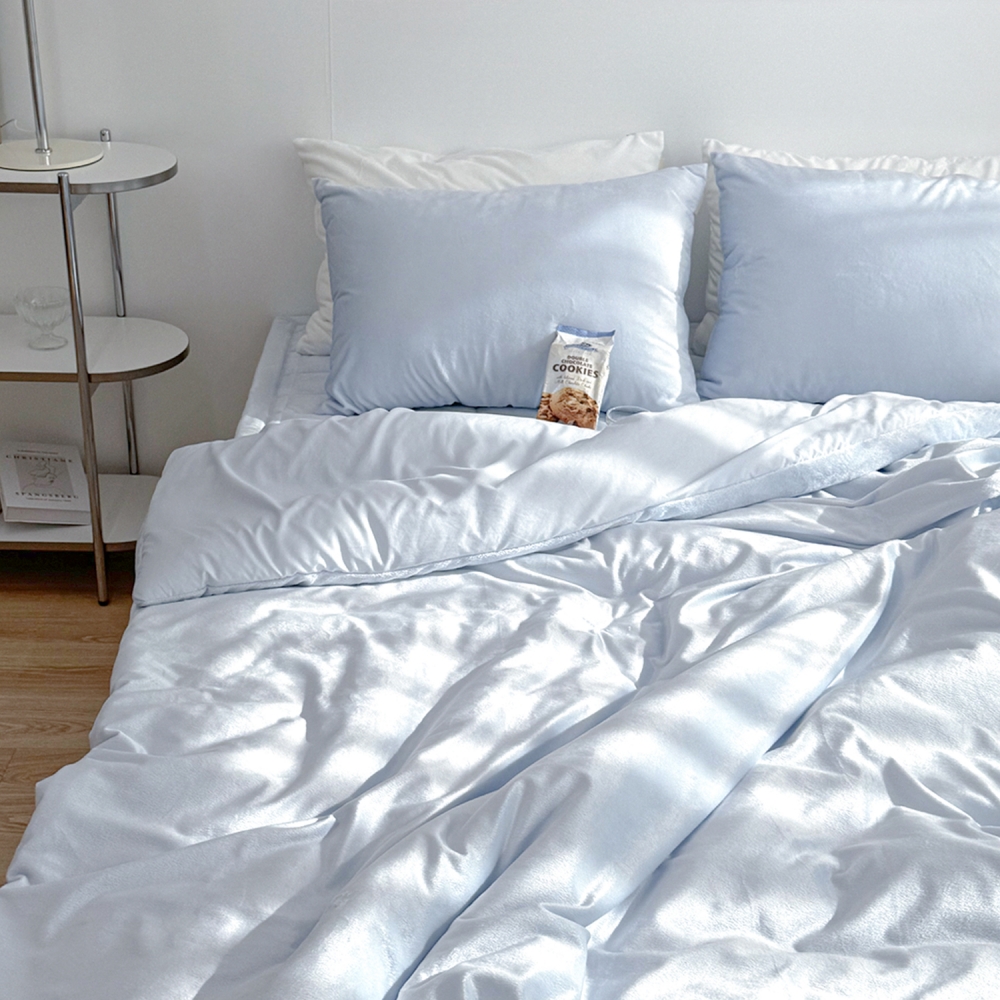 포근한 윈터테일 리버서블 워싱 밍크 겨울 극세사 옥수수솜 무봉제 차렵이불 세레니티 블루, SS(슈퍼싱글)