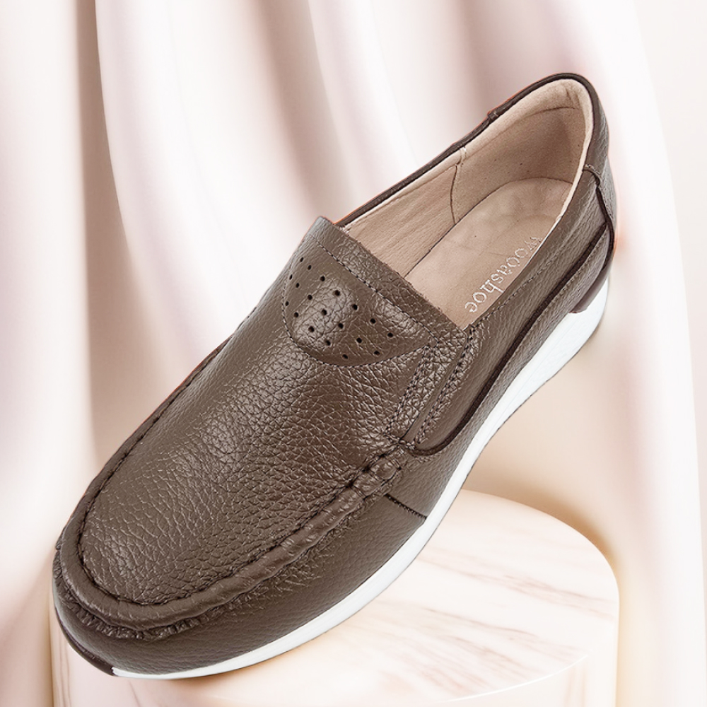 소가죽 중년여성 신발 50대 엄마 발볼넓은 로퍼 5532 - 상품 이미지