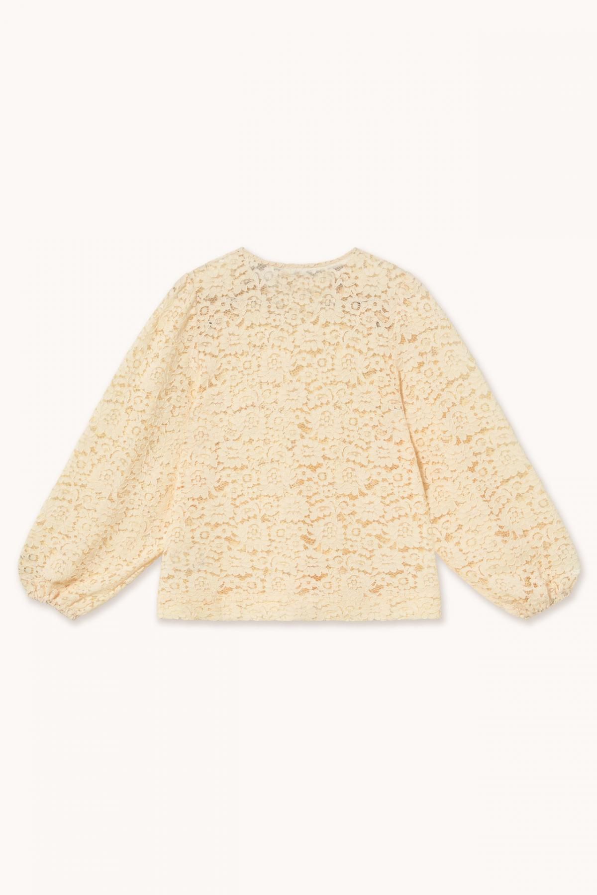 타이니코튼 라이트크림 레이스 버튼 블라우스 AW25-601103 ONE COLOR - 상세 이미지 2