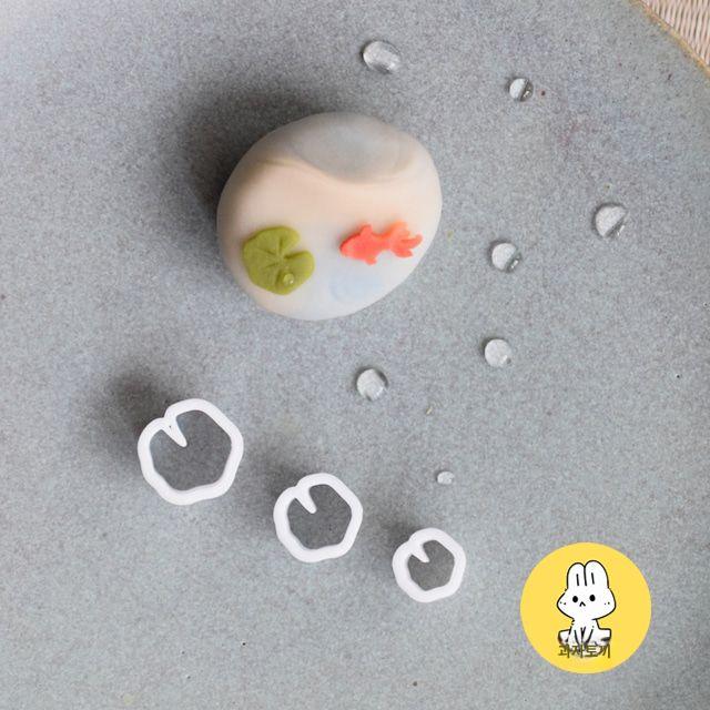 고명틀 화과자 스템프 도장 떡도구 커터 명절 멀티 베이킹 떡도장 대형 컷+푸시 몰드 1.7cm - 상품 이미지