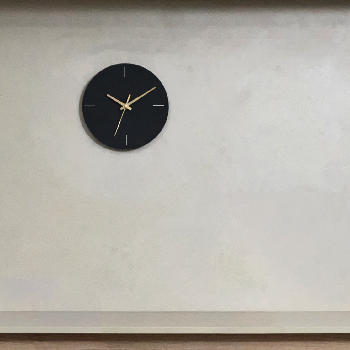 무타공 인테리어 붙이는 시계 무소음 거실 벽걸이 아트월 원형디자인 건전지 블랙 20cm