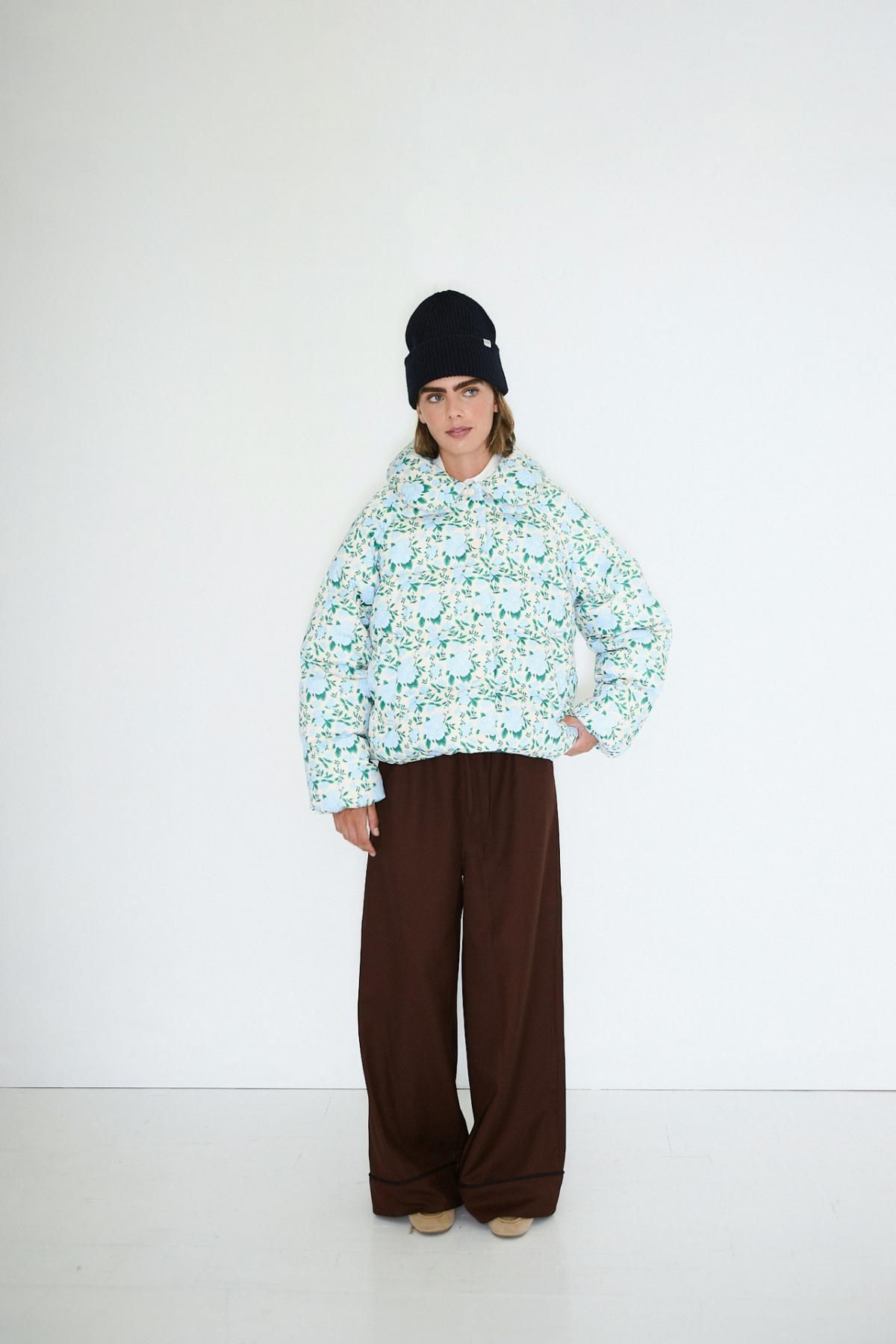 타이니코튼 라이트크림 플라워패턴 크롭 재킷 AW25-754103 ONE COLOR - 상세 이미지 3