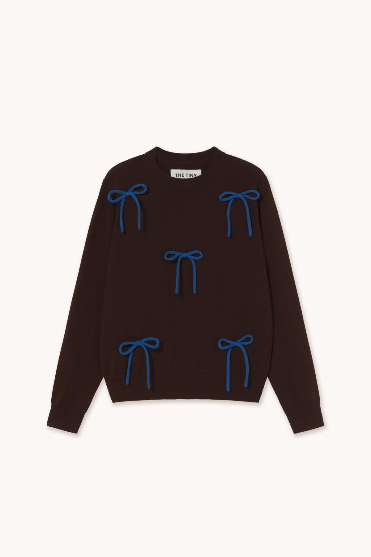 타이니코튼 다크브라운 리본 라운드넥 니트 스웨터 AW25-695M05 ONE COLOR - 상품 이미지