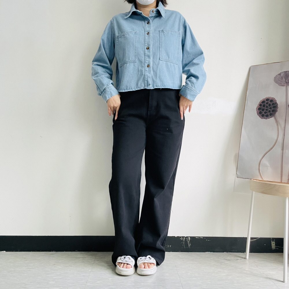 청남방 빅포켓 세미 크롭셔츠 여성데님 청셔츠 코디 - 상세 이미지 4