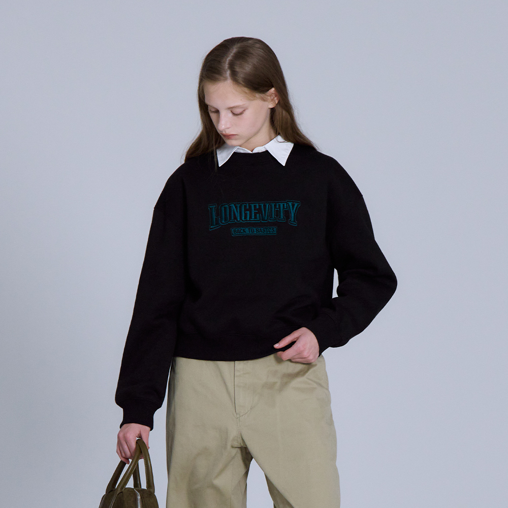 베이직하우스 여성 플리스프렌치테리 자수 크롭 맨투맨 스웻 티셔츠