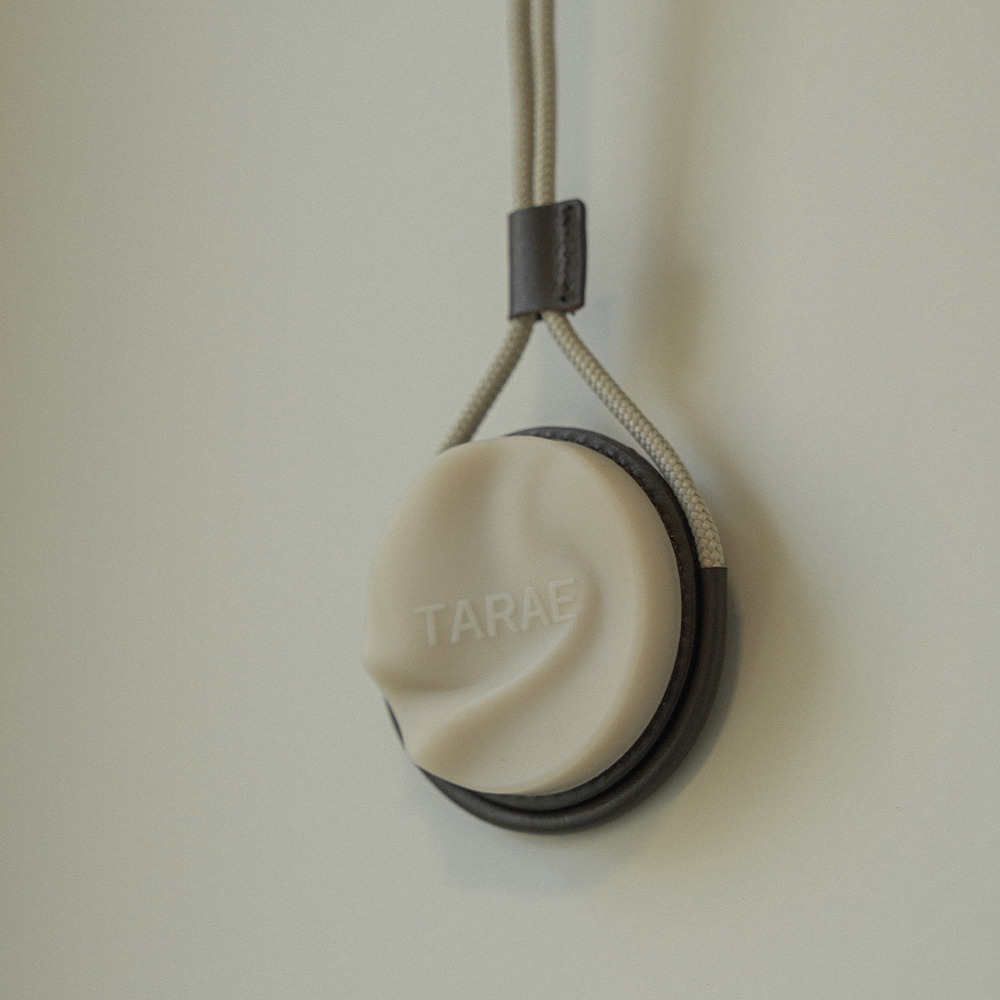 이지스오토랩 방향제 감성 차량용 자동차 디퓨저 리필 송풍구 가죽 크래들 타래