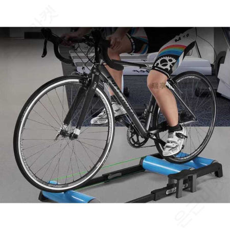 [해외]실내 자전거 롤러 로드 로라 연습 중심잡기 1. 가성비 검정 신형 롤러