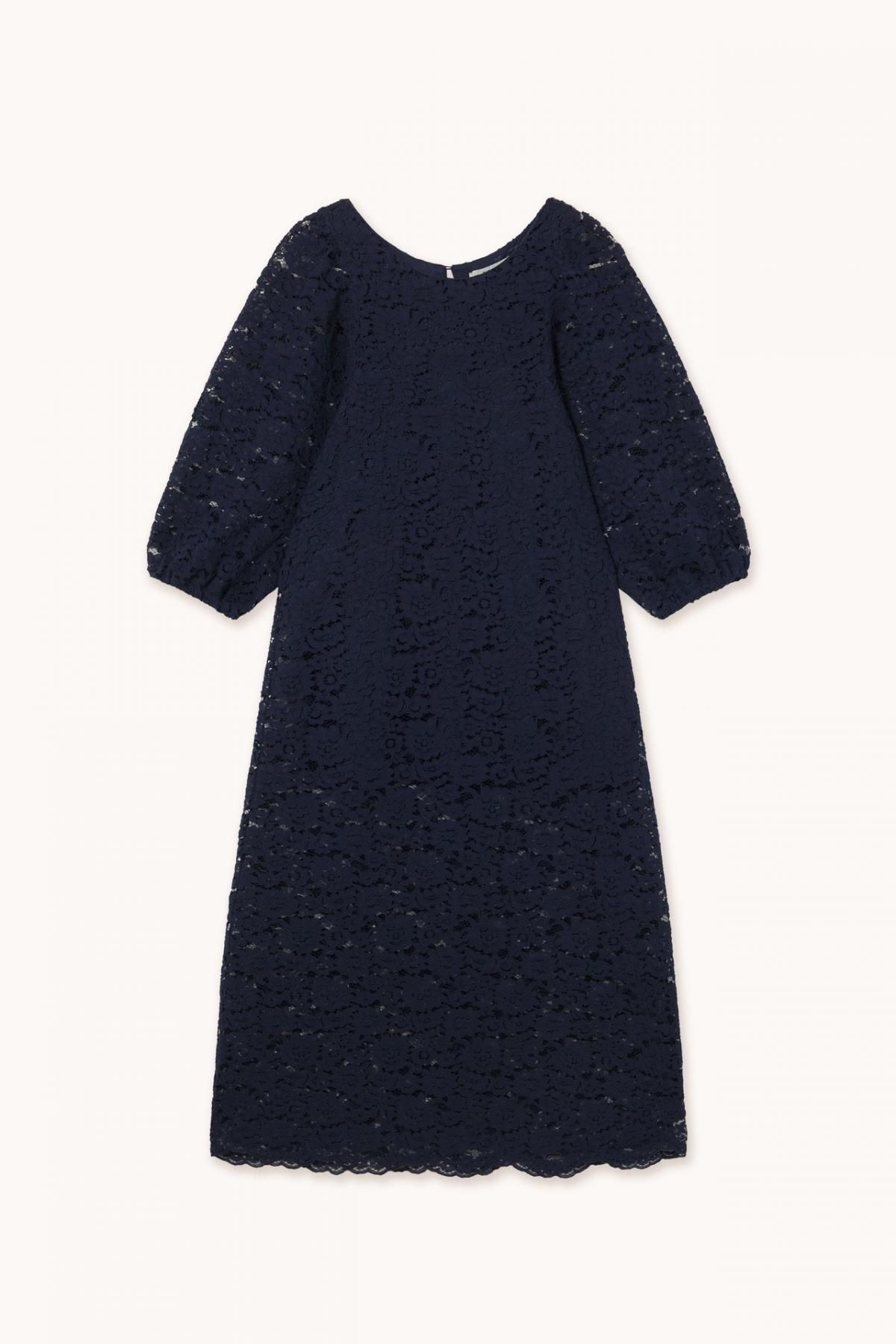 타이니코튼 레이스 퍼프슬리브 네이비 롱 원피스 AW25-606107 ONE COLOR - 상품 이미지