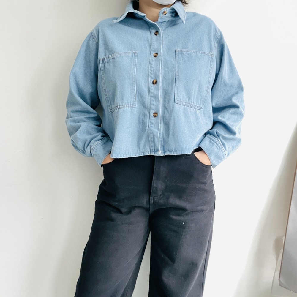 청남방 빅포켓 세미 크롭셔츠 여성데님 청셔츠 코디 - 상세 이미지 3
