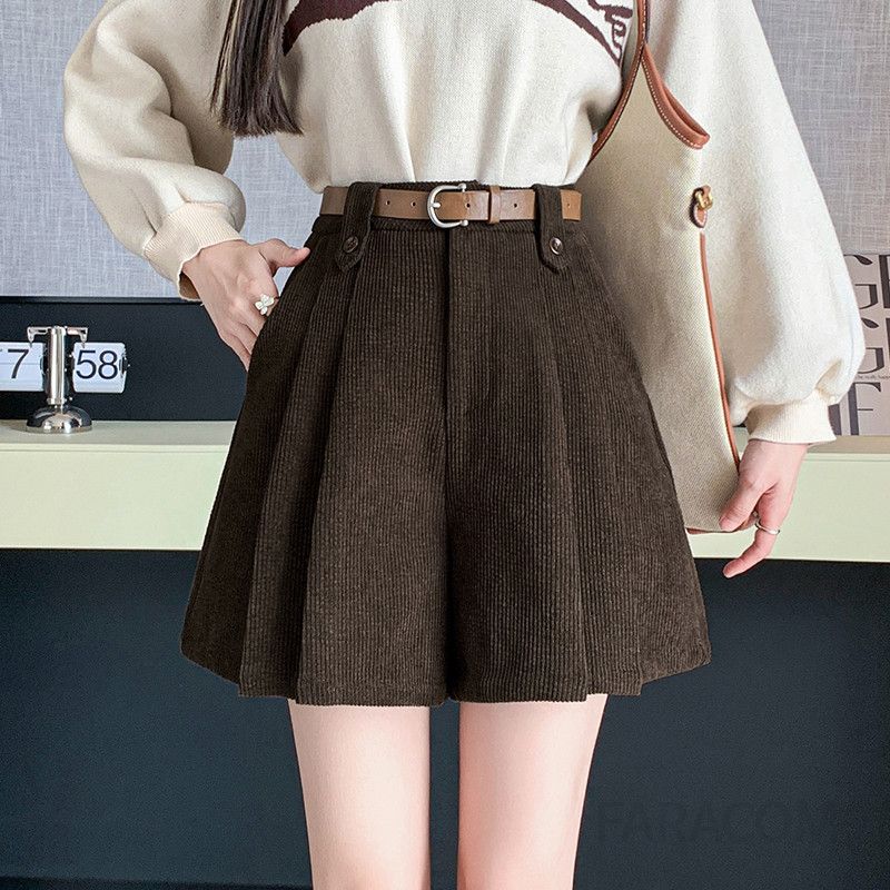 플리츠 울 여성 치마바지 가을용 코듀로이 A라인 하프팬츠 주름 디테일 편안한 착용감 데일리 스타일링 모던한 디자인 - 상세 이미지 2