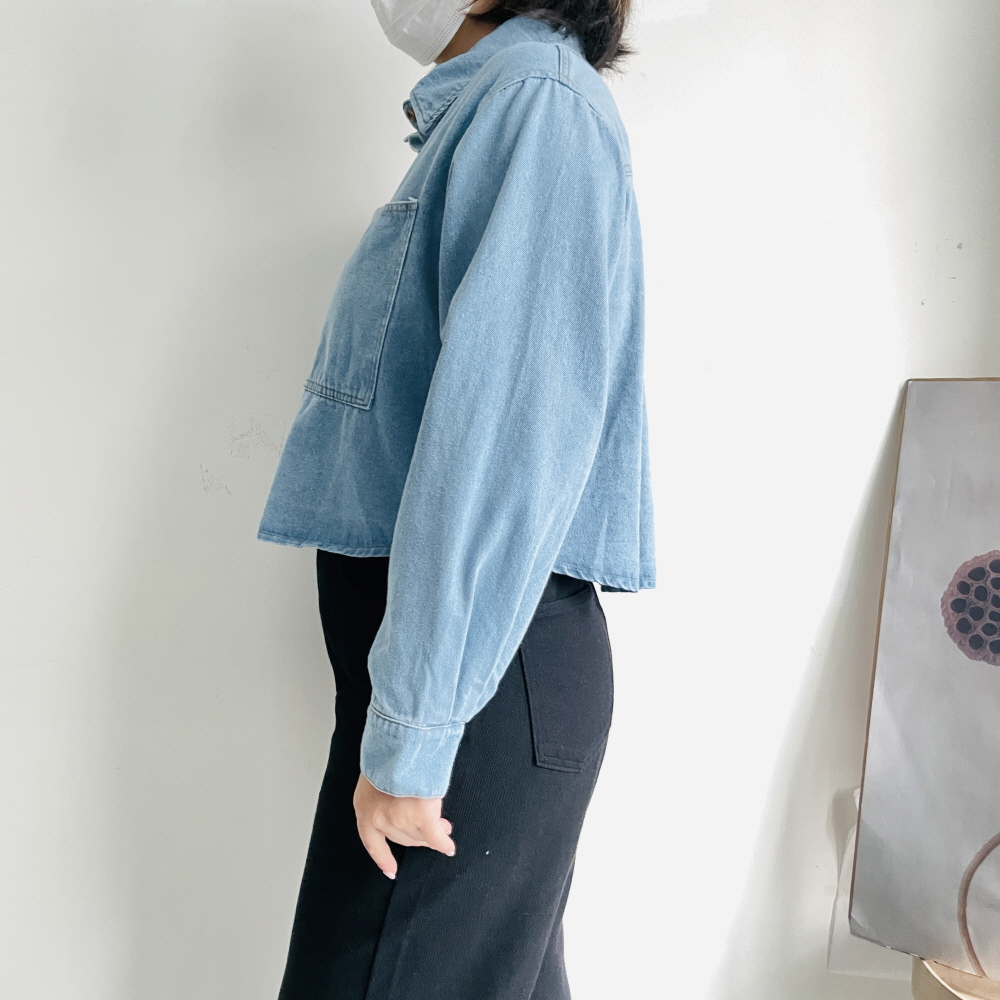 청남방 빅포켓 세미 크롭셔츠 여성데님 청셔츠 코디 - 상세 이미지 5
