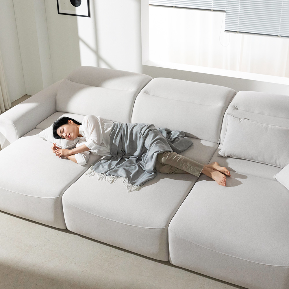 라자가구 프라마 전동 슬라이딩 무빙 리클라이너 패브릭 소파 확장 슬라이드 아이보리, 4인용