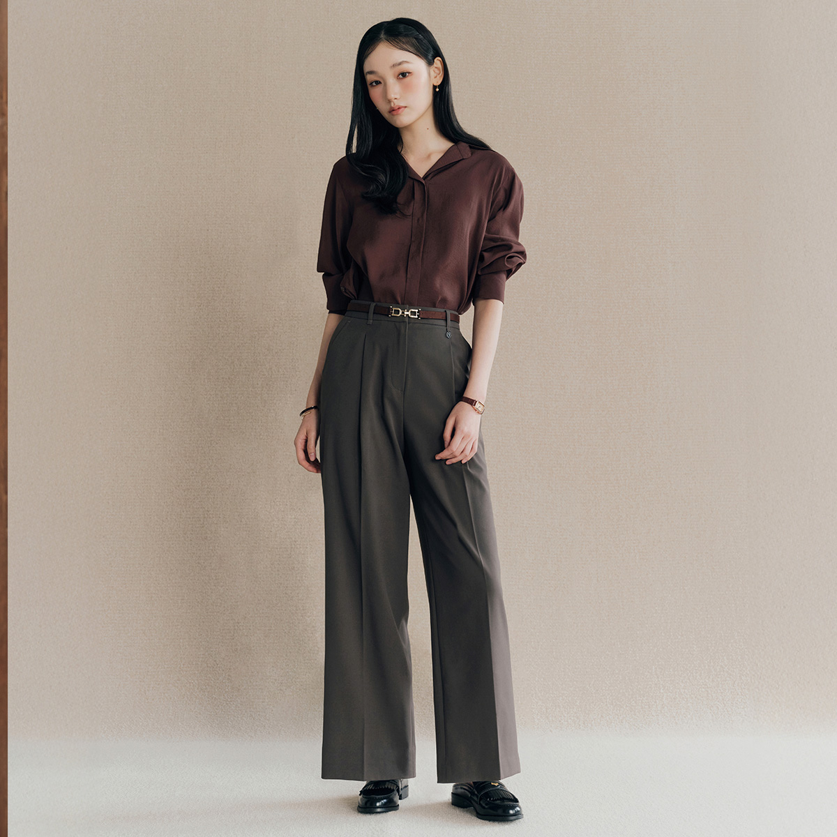 로엠 올데이 원턱 와이드 밴딩 슬랙스 숏ver RMTWF49R13