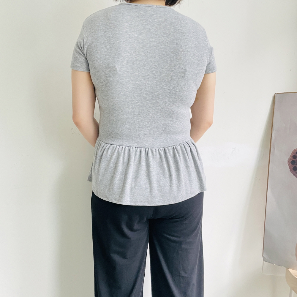 1+1 유넥티셔츠 랍빠티 흰티 프릴 플레어 A라인 이너 레이어드 반팔 티셔츠 - 상세 이미지 5