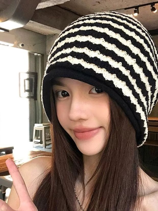 가발달린비니 모자 달린 항암가발 블랙화이트스트라이프+쿨브라운 팔로우시 - 상품 이미지