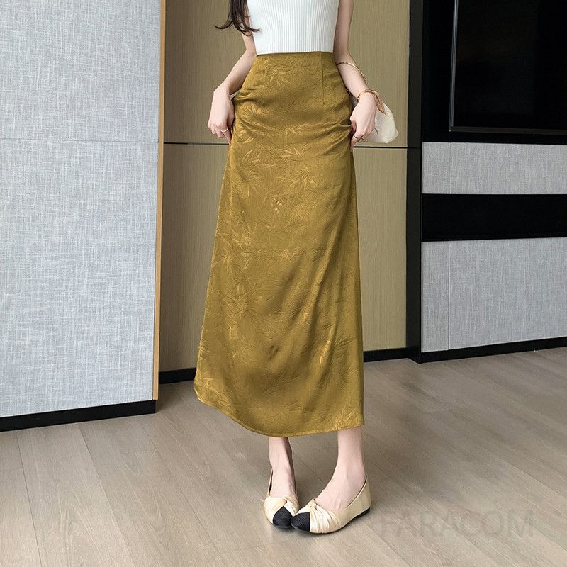 A라인 새틴 롱스커트 가을 여성 신상 중간길이 레트로 스타일 우아한 흐르는 핏 데일리 캐주얼 편안한 착용감 모던한 디자인 여성스러운 분위기 - 상품 이미지
