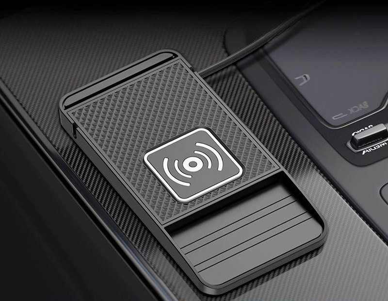 차량용 USB 핸드폰 듀얼 무선충전패드 충전 어댑터 고속 휴대폰 자동차용 추천 USB C10pro 20W 1년 - 상품 이미지