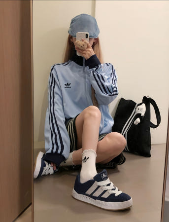 아디다스  상시주문가능 져지 베켄바우어 트랙 탑 자켓 클리어 스카이 나이트 인디고 JP2521