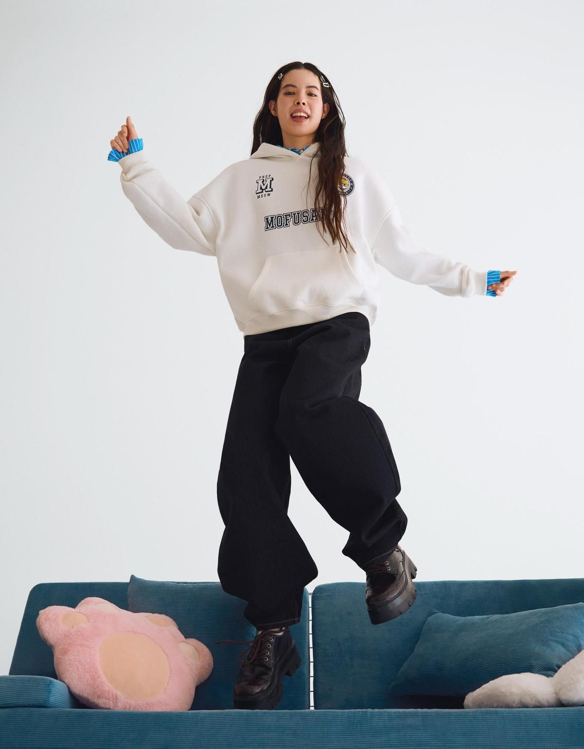 버쉬카 캐주얼 프린트 후드 스웨트셔츠 7227/187 OFF WHITE - 상세 이미지 2
