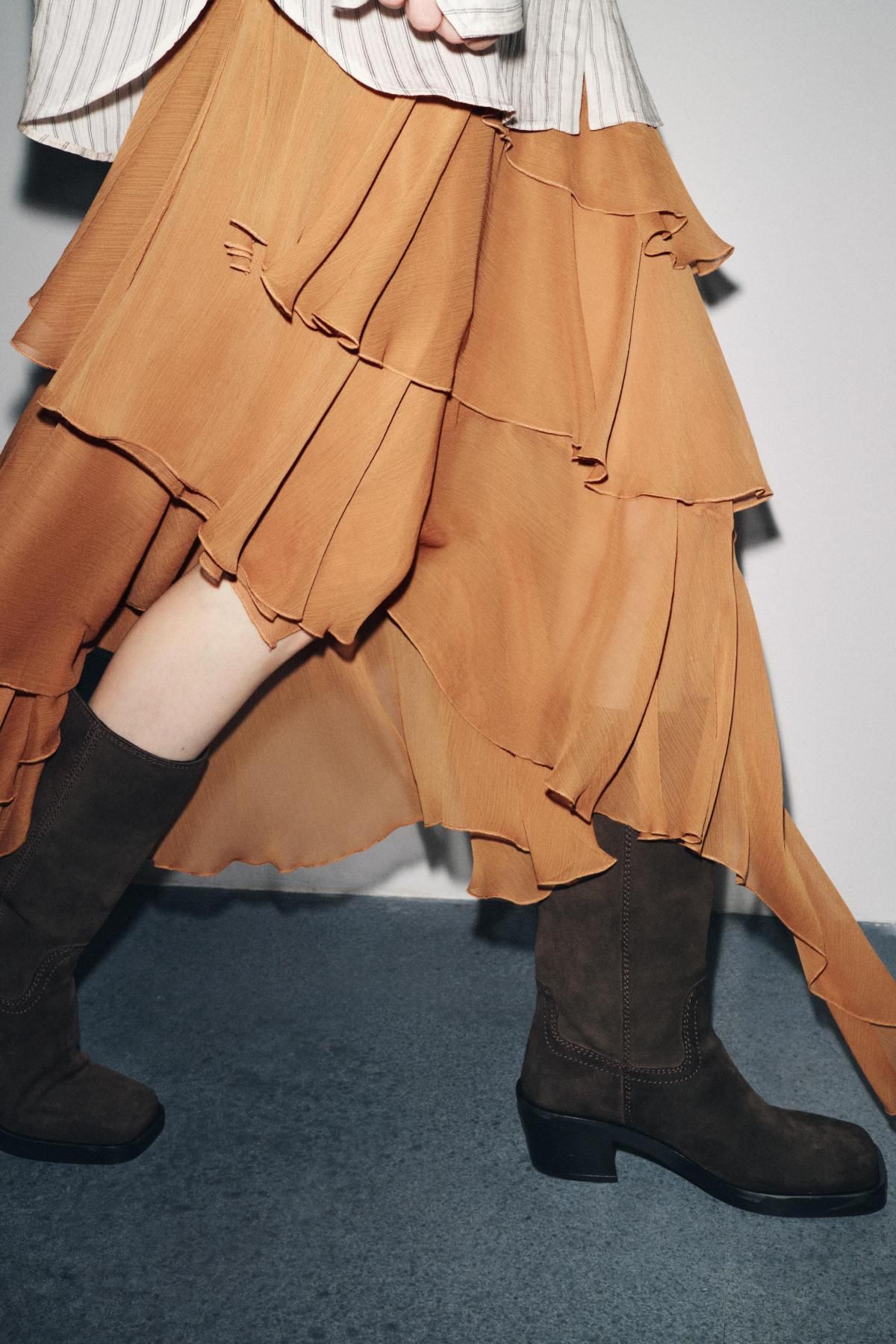 자라 스플릿 스웨이드 스티치 스퀘어토 부츠 1003/610 KHAKI GREEN - 상세 이미지 2
