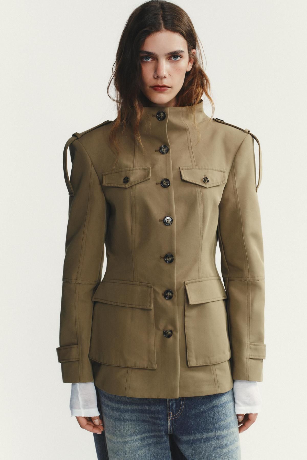 자라 유틸리티 하이넥 숄더탭 포켓 베이지 재킷 4341/718 LIGHT KHAKI - 상세 이미지 5