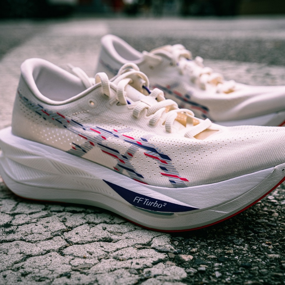 아식스 소닉블라스트 남성 런닝화 러닝화 운동화 마라톤화 흰색 1011C083.100