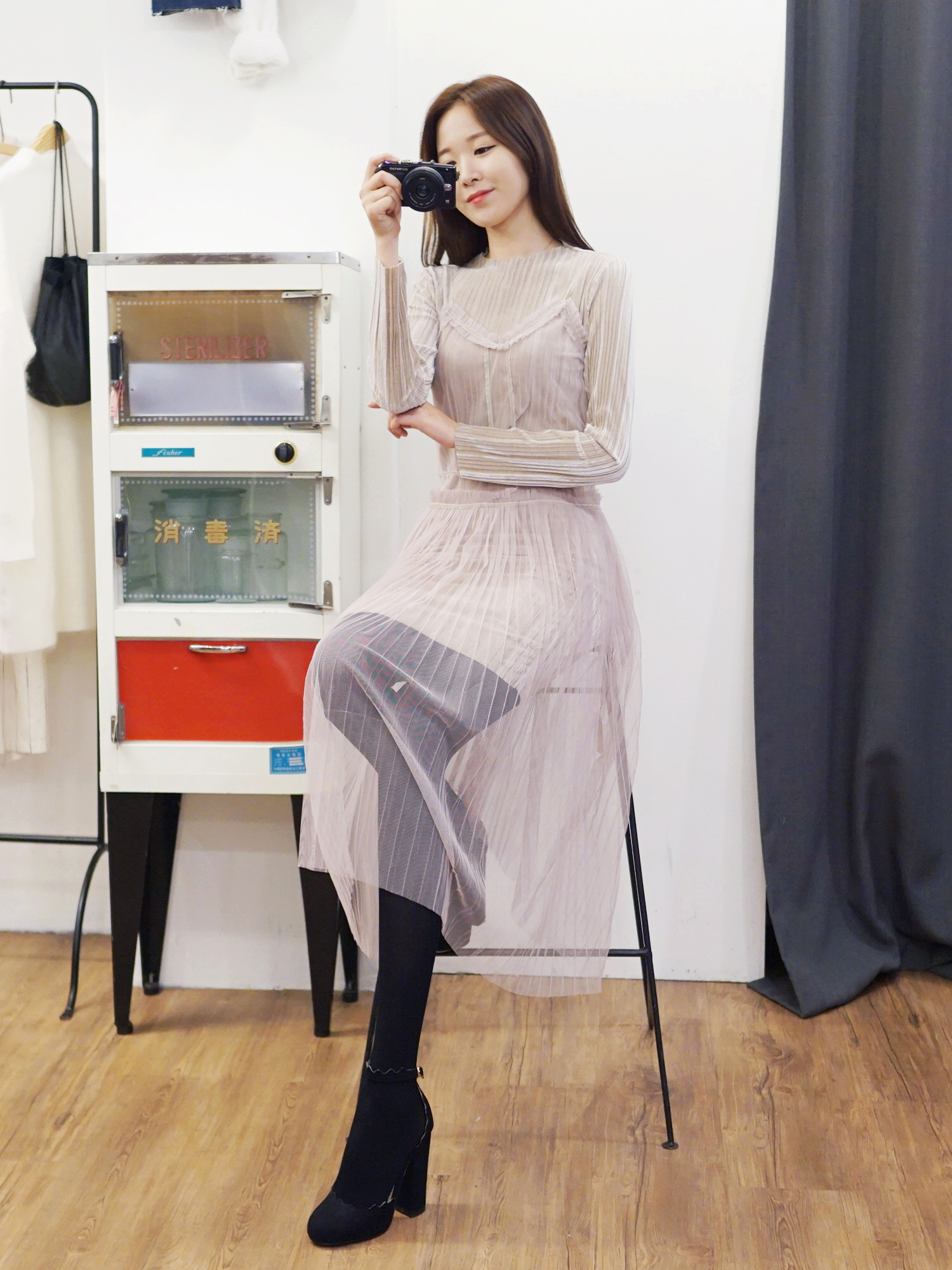 레이스 븨스티에 벨벳원피스 이미지 4