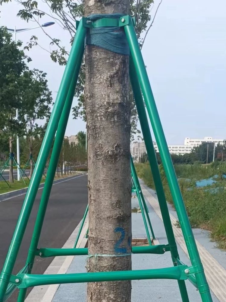 나무 가로수 지지대 지주대 원예용 수목 원예 고정대 조경 브라켓 지지목 식물지지대 2.5m 32관 추가 브래킷 나사 - 상품 이미지