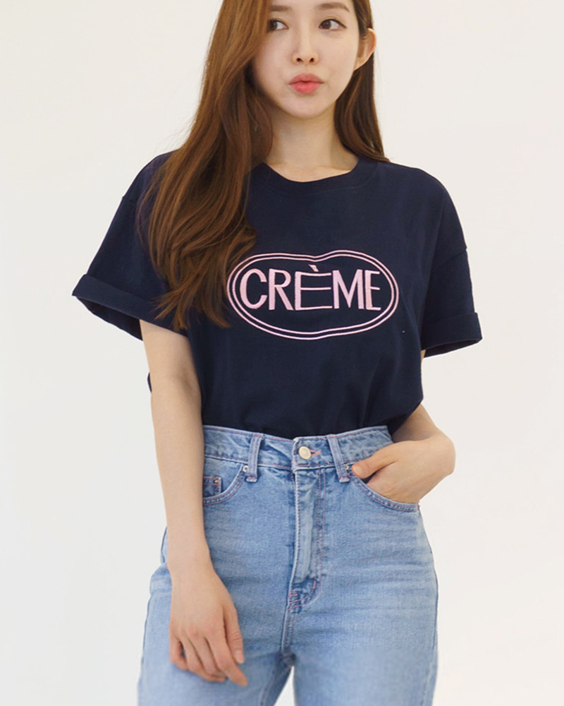 크렘 자수 루즈핏 여자 반팔티셔츠 레이어드 여름 데일리룩 스타일링 - 메인 이미지