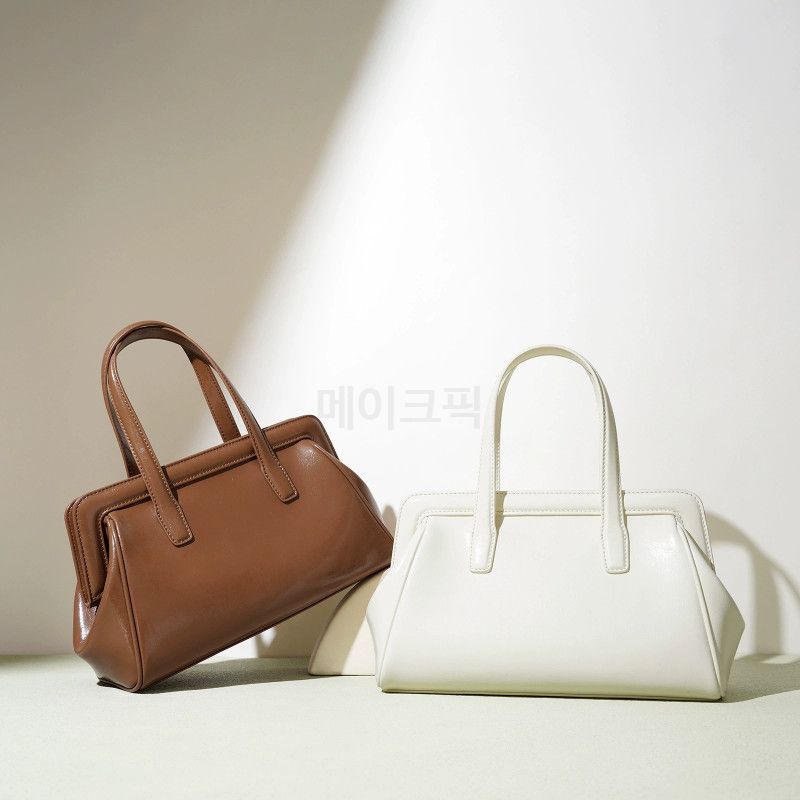 여성 레트로 왁스 가죽 숄더백 심플 고급 메신저 스타일 데일리 출퇴근용 가방 시크한 디자인 - 메인 이미지