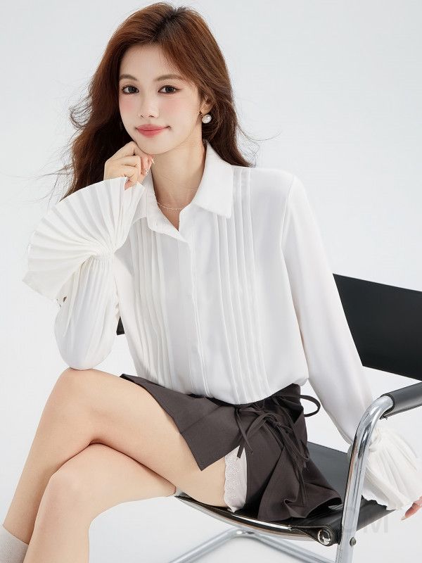 화이트 여성 셔츠 플리츠 디자인 블라우스 이너웨어 출퇴근용 봄여름 캐주얼 스타일 시원한 착용감 데일리룩 - 상세 이미지 5